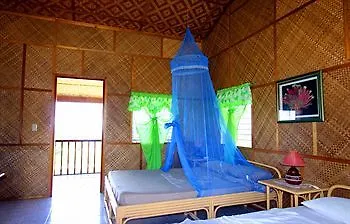 Resort Parrot Paradise Boljoon