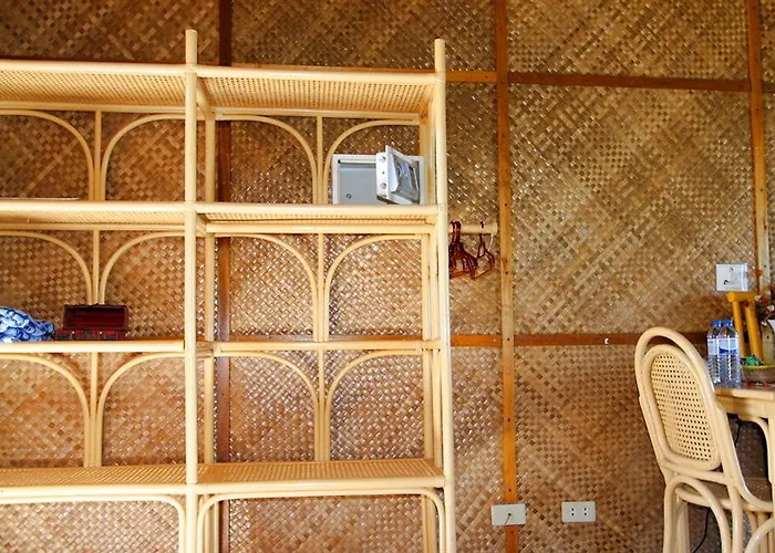 Resort Parrot Paradise Boljoon