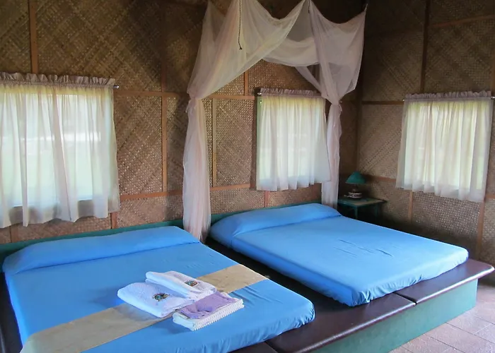 Parrot Paradise Resort Boljoon