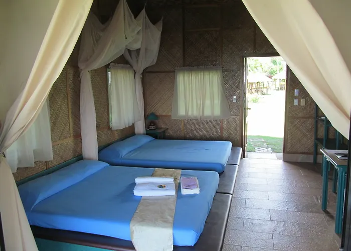 Parrot Paradise 3* Boljoon